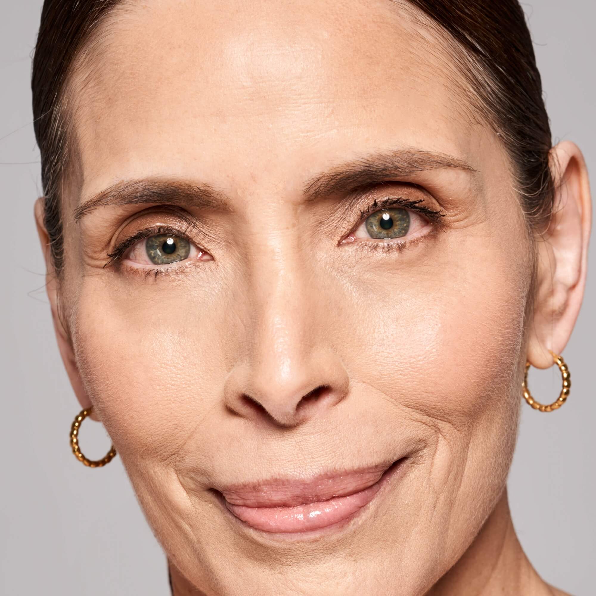 Foundation + Concealer - Image 14