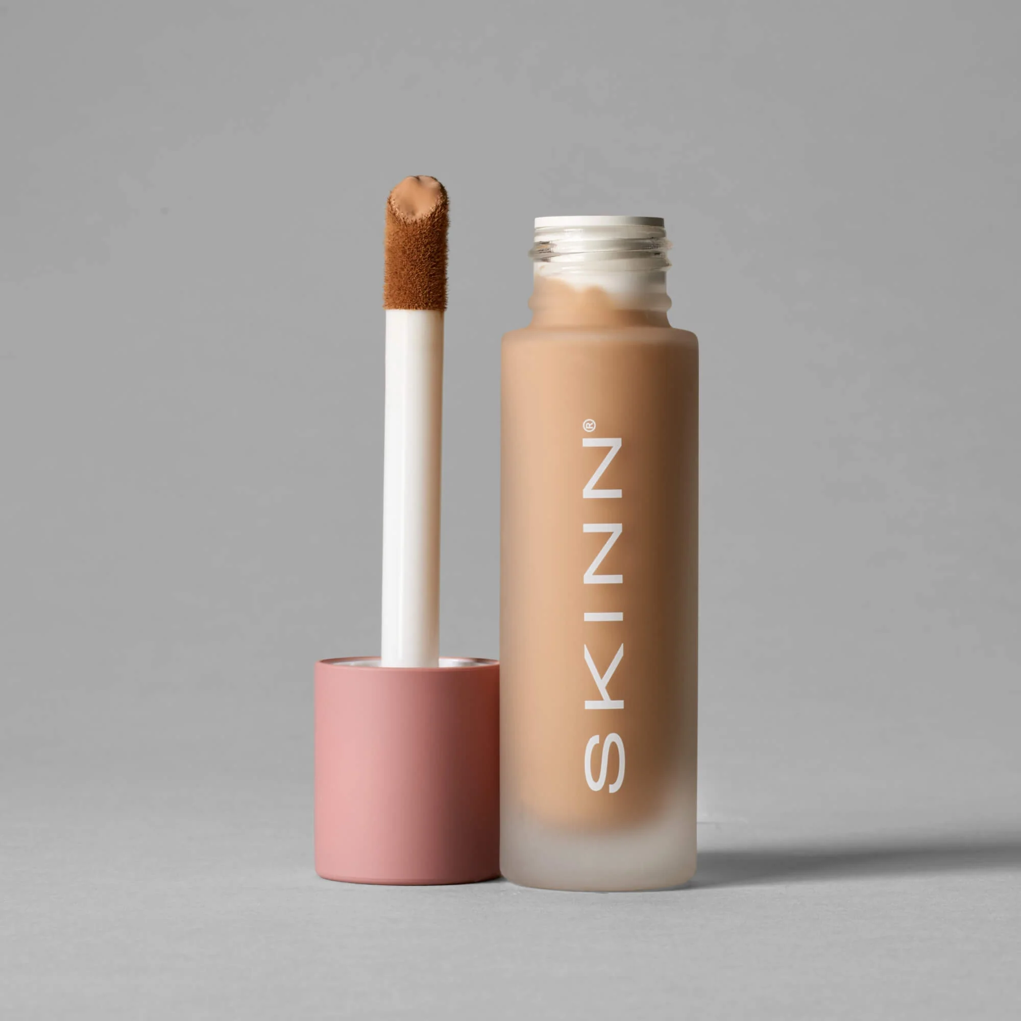 Foundation + Concealer - Image 25