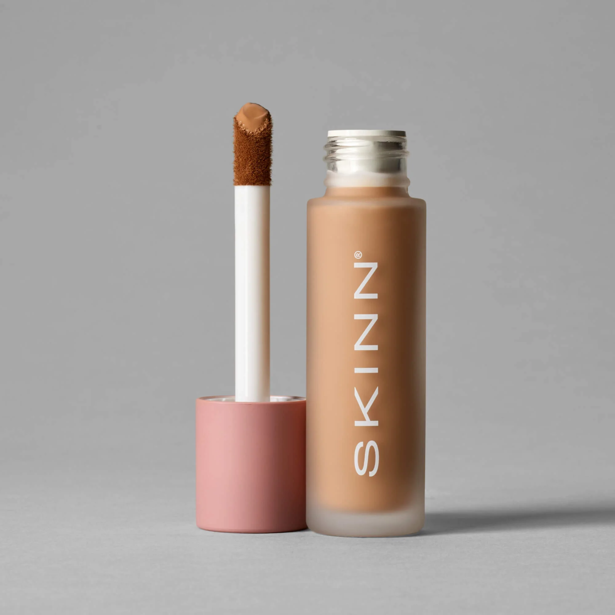Foundation + Concealer - Image 28