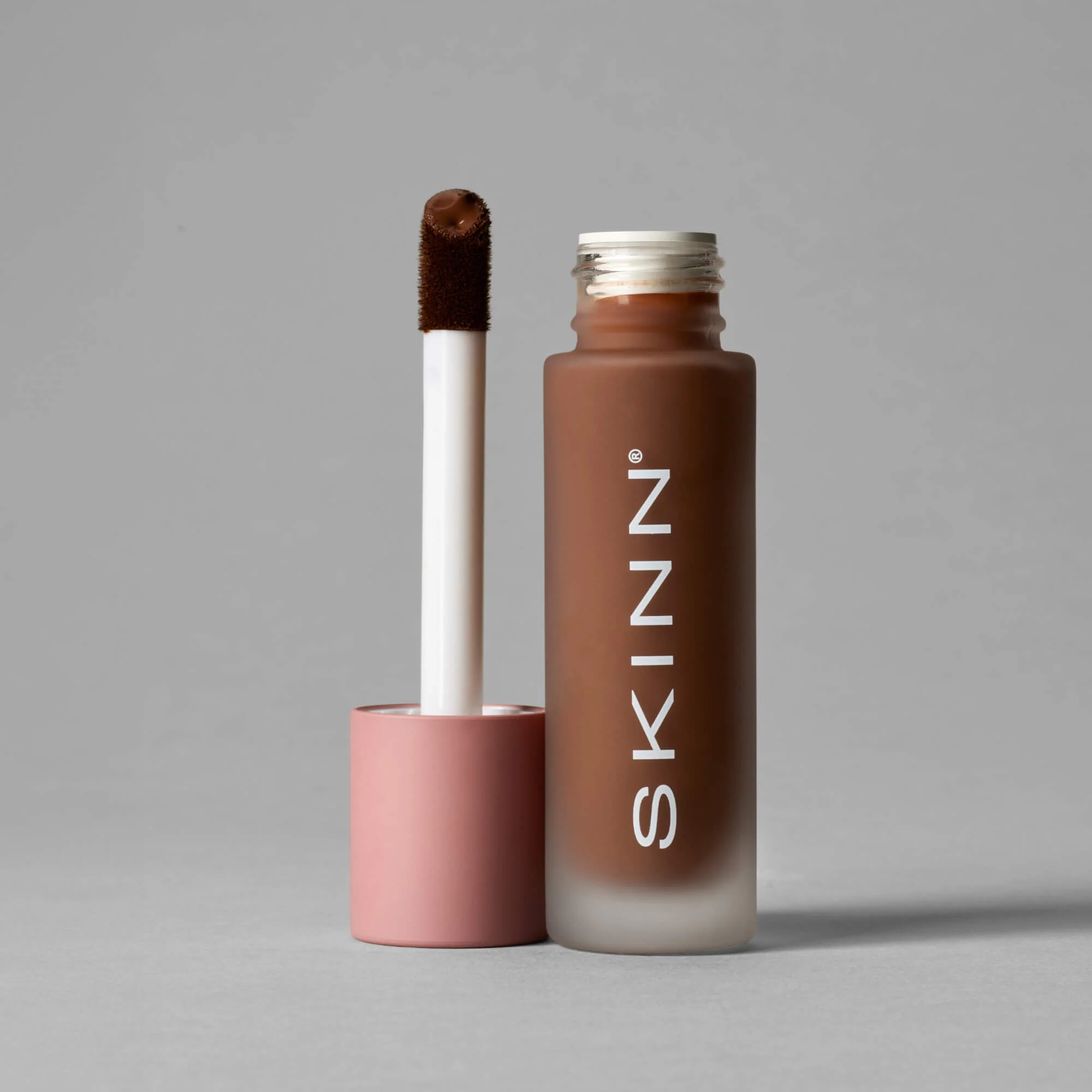 Foundation + Concealer - Image 37